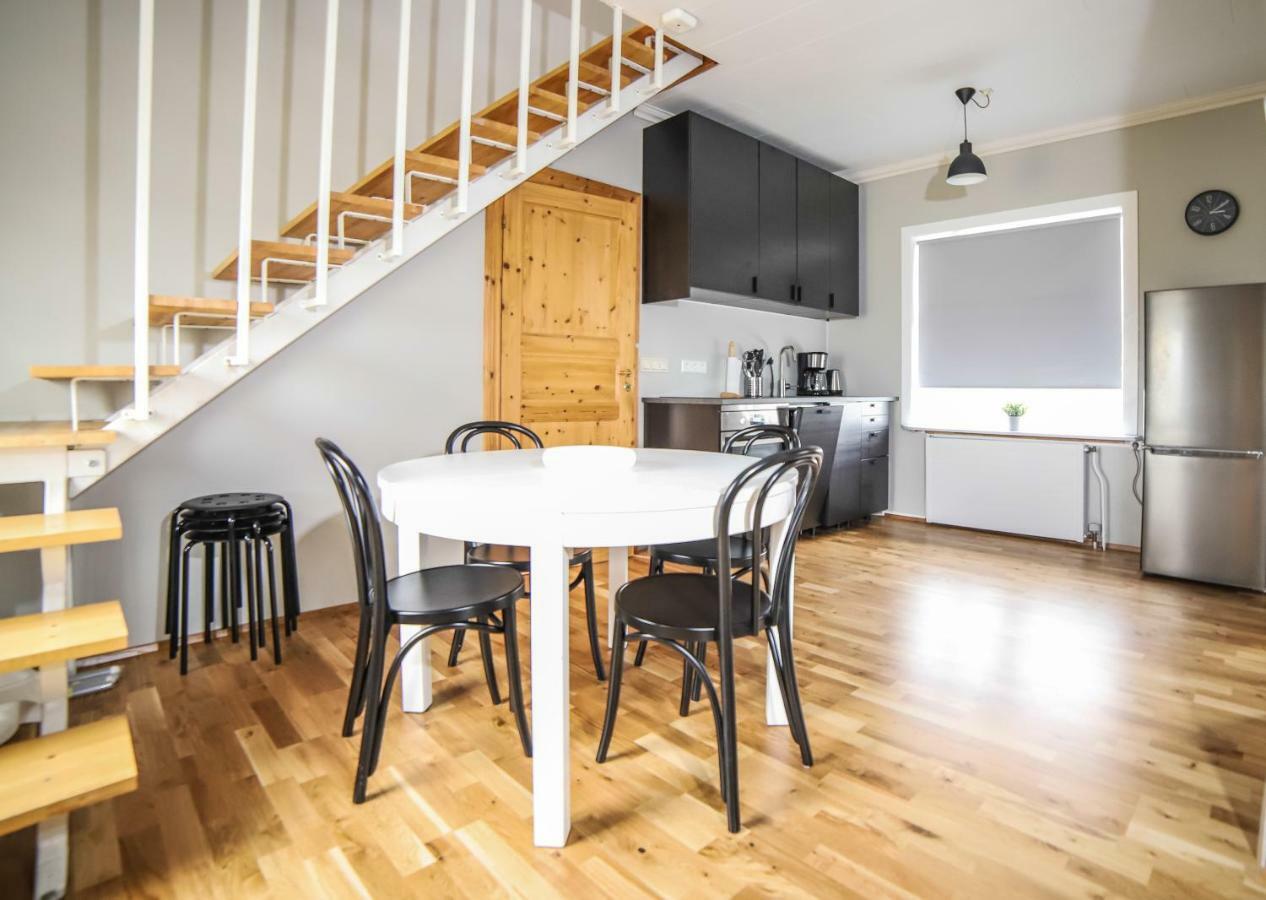 דירות וסטמאנא'איאר Lava House מראה חיצוני תמונה